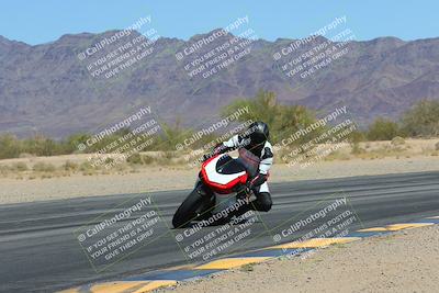 media/Mar-24-2025-Moto Forza (Mon) [[57ce5c5cff]]/2-Intermediate Group/Session 3 (Turn 6 Inside)/